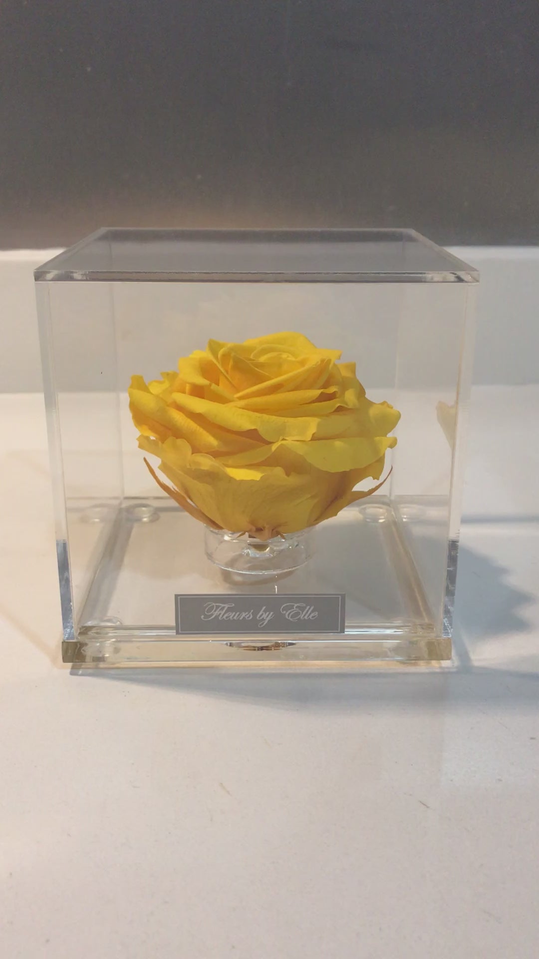 The Rose Cube - Color: Yellow